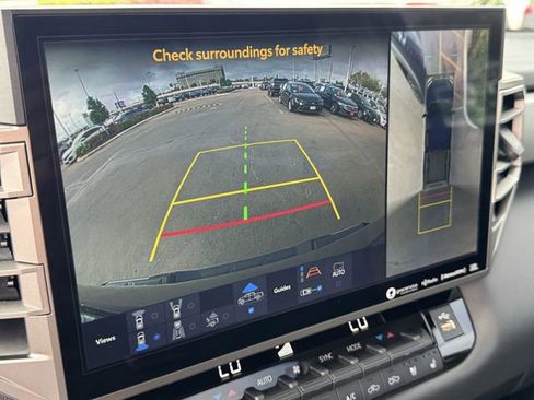 Used 2024 Toyota Tundra Limited image 18