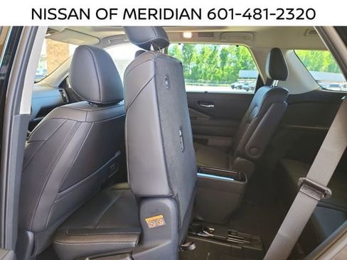 New 2026 Nissan Pathfinder SL w/ SL Premium Package AWD/4WD image 21