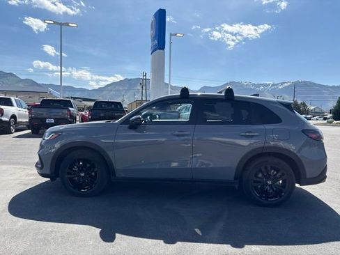 Used 2025 Honda HR-V Sport image 6