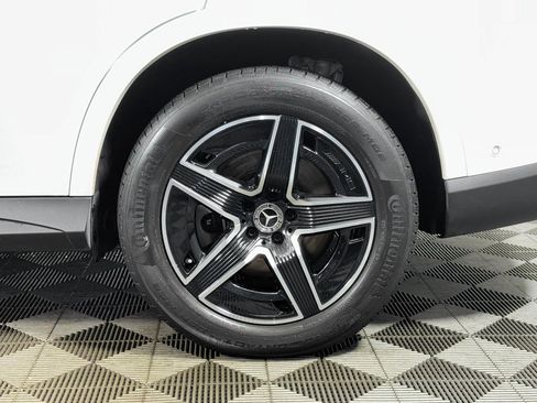 Certified 2025 Mercedes-Benz GLC 350e GLC 350e image 33