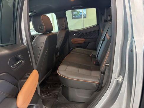 Used 2024 GMC Canyon AT4 AWD/4WD image 13