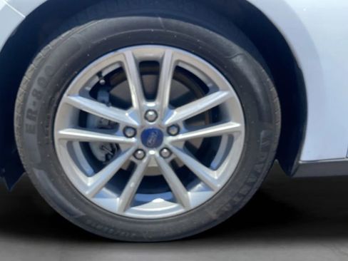 Used 2017 Ford Focus SE FWD image 33