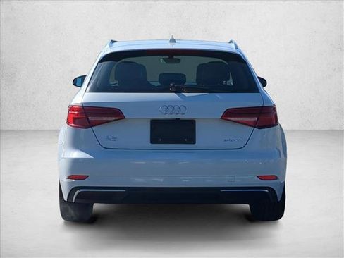 Used 2017 Audi A3 e-tron Premium image 7