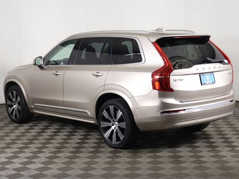 Used 2024 Volvo XC90 B5 Plus AWD/4WD image 14