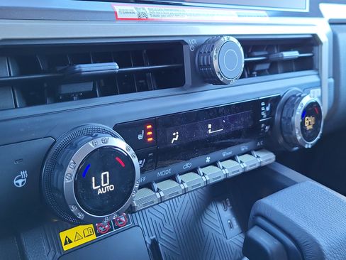 New 2026 Toyota Tacoma TRD Off-Road w/ TRD Off Road Premium Package image 19