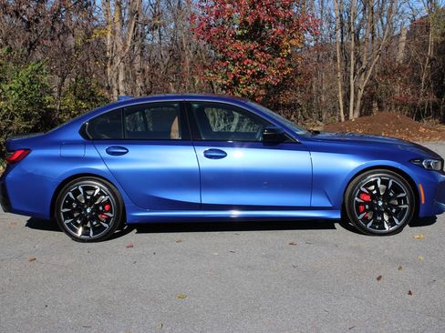 New 2026 BMW 330i xDrive Sedan w/ M Sport Package image 9