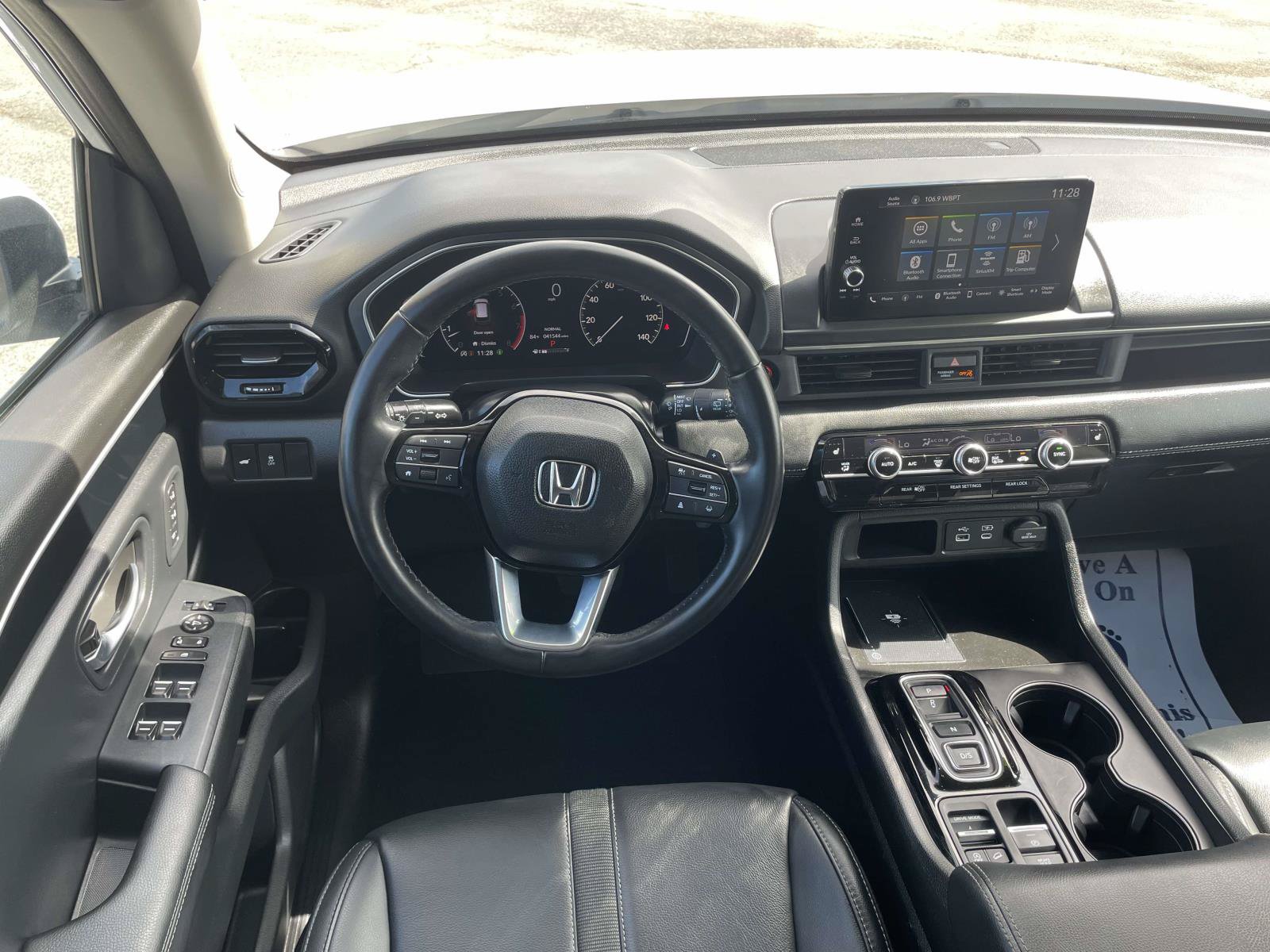 Used 2023 Honda Pilot EX-L image 8