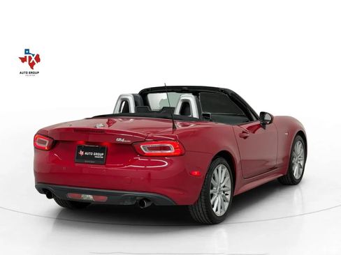 Used 2017 FIAT 124 Spider Lusso RWD image 6