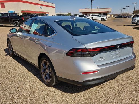 Used 2024 Honda Accord EX image 3