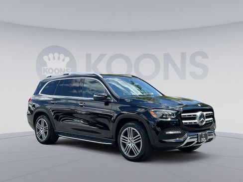 Used 2022 Mercedes-Benz GLS 450 4MATIC image 2