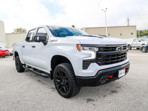 Used 2025 Chevrolet Silverado 1500 LT Trail Boss w/ LT Trail Boss Premium Package AWD/4WD image 20