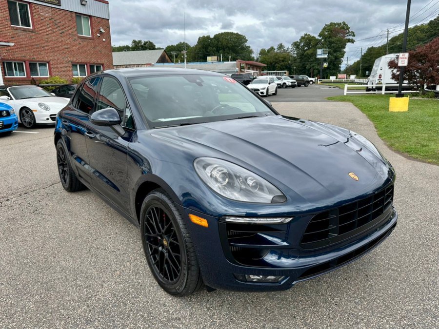 Used 2017 Porsche Macan GTS AWD/4WD image 3