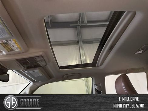 Used 2020 Toyota 4Runner Limited AWD/4WD image 22