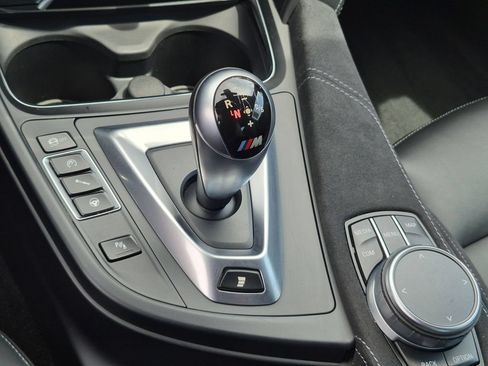 Used 2020 BMW M4 CS w/ Executive Package RWD image 10