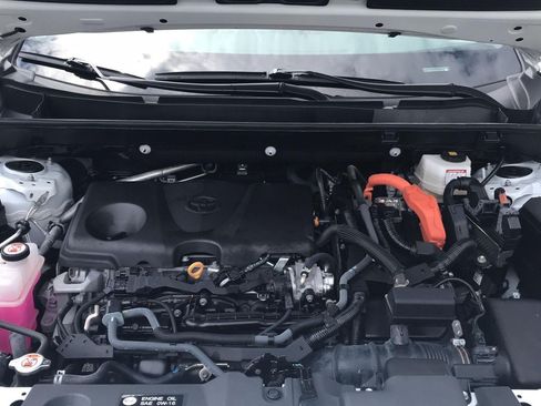 Used 2023 Toyota RAV4 AWD Hybrid image 7