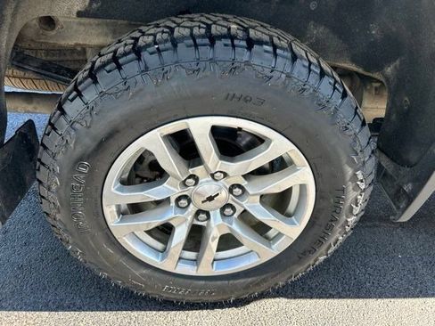 Used 2022 Chevrolet Silverado 1500 RST w/ Z71 Off-Road Package AWD/4WD image 48