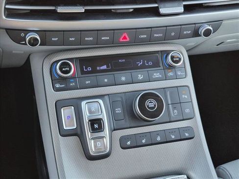 Used 2024 Hyundai Palisade SEL FWD image 14