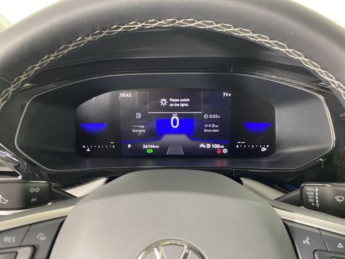 Used 2024 Volkswagen Taos S FWD image 19