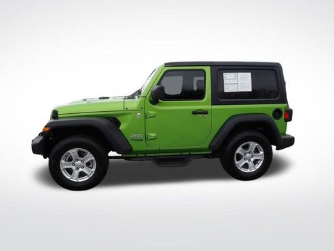 Used 2019 Jeep Wrangler Sport image 4
