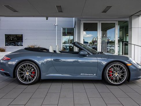 Used 2017 Porsche 911 Carrera S image 3