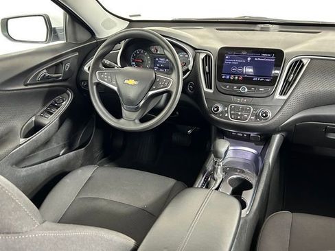 Used 2024 Chevrolet Malibu LT FWD image 38
