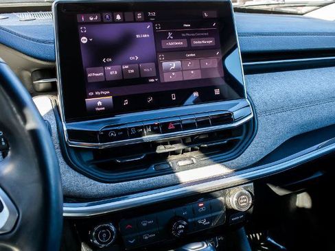 Used 2022 Jeep Compass Latitude image 20