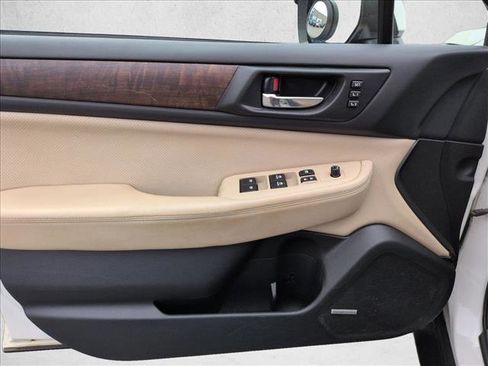 Used 2015 Subaru Outback 3.6R Limited image 11