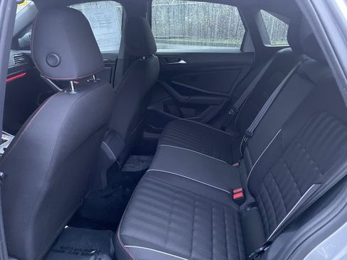 Used 2019 Volkswagen Jetta GLI image 12