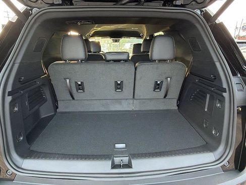 New 2026 Chevrolet Traverse LT w/ Driver Confidence Package FWD image 13