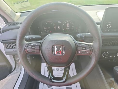 Used 2025 Honda Accord LX image 18