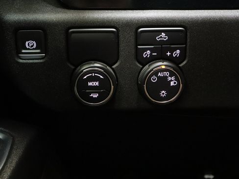 Used 2024 Chevrolet Silverado 1500 LT w/ Texas Edition Plus image 25