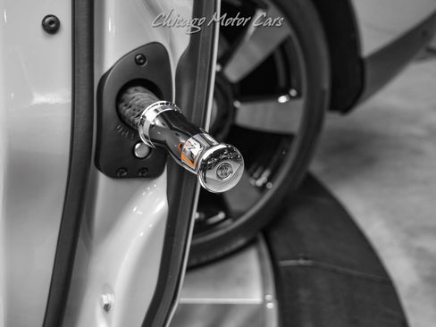 Used 2023 Rolls-Royce Cullinan image 37