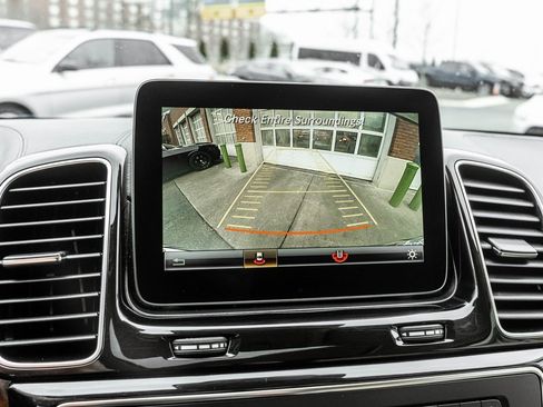 Used 2019 Mercedes-Benz GLS 450 4MATIC image 10