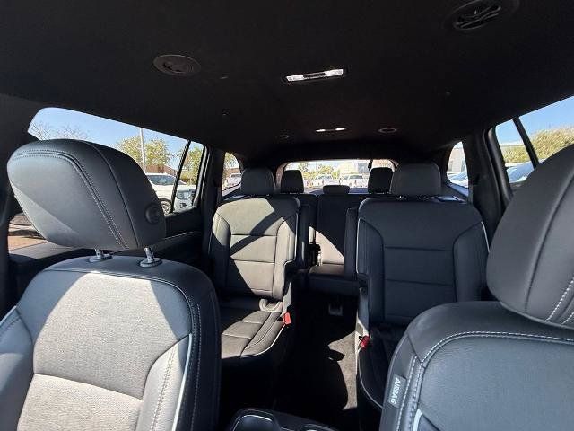 Used 2025 Buick Enclave Preferred AWD/4WD image 5