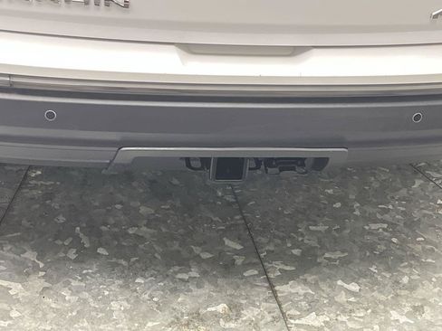 Certified 2024 GMC Terrain AT4 w/ Tech Package AWD/4WD image 33