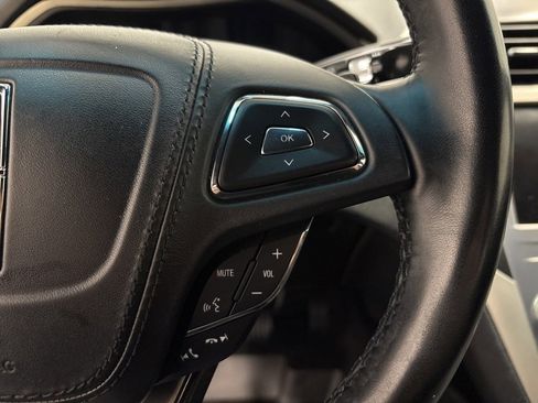 Used 2019 Lincoln MKZ Reserve image 26