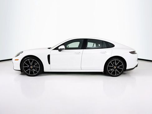 Certified 2022 Porsche Panamera 4 Platinum Edition AWD/4WD image 2