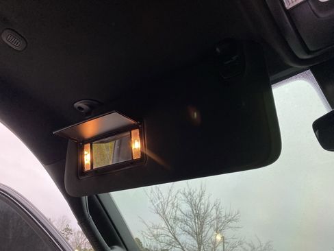 Used 2023 RAM 2500 Limited image 23