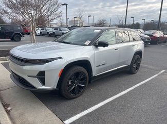 Used 2024 Jeep Wagoneer Launch Edition video 2