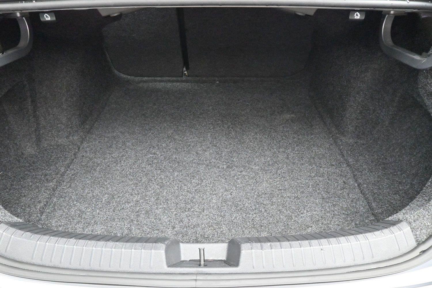 Used 2021 Volkswagen Jetta SEL FWD image 9