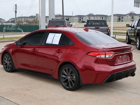 Used 2023 Toyota Corolla SE image 5