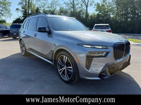 Used 2024 BMW X7 M60i w/ Executive Package AWD/4WD image 3
