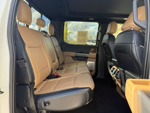 Used 2021 Ford F150 Lariat w/ Equipment Group 502A High image 27