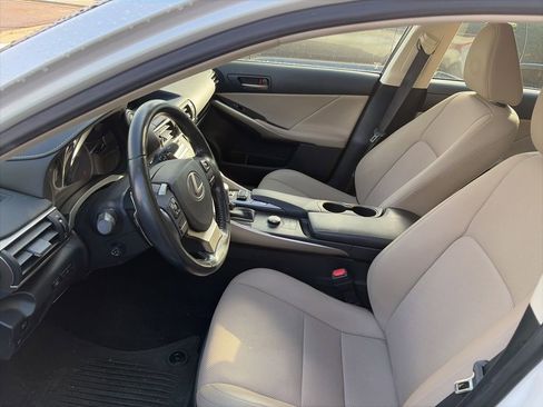 Used 2019 Lexus IS 300 AWD w/ Navigation Package image 4