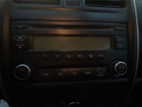 Used 2015 Nissan Versa Note S image 12