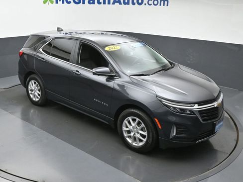 Used 2022 Chevrolet Equinox LT image 3