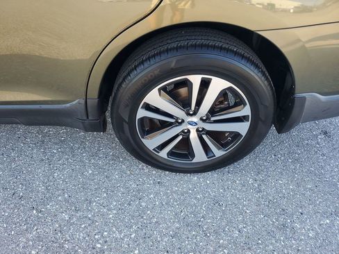 Used 2018 Subaru Outback 2.5i Limited image 20