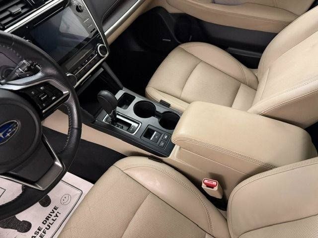 Used 2019 Subaru Outback 3.6R Limited AWD/4WD image 9