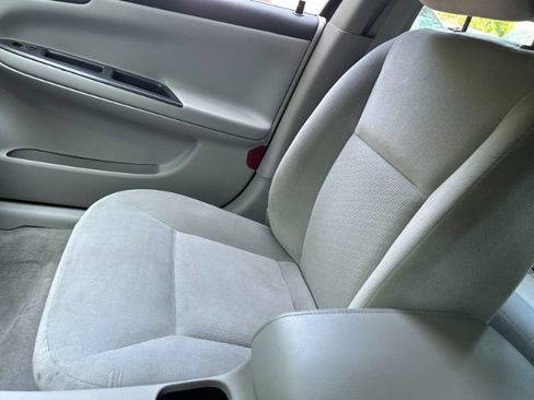 Used 2016 Chevrolet Impala Limited LS FWD image 19