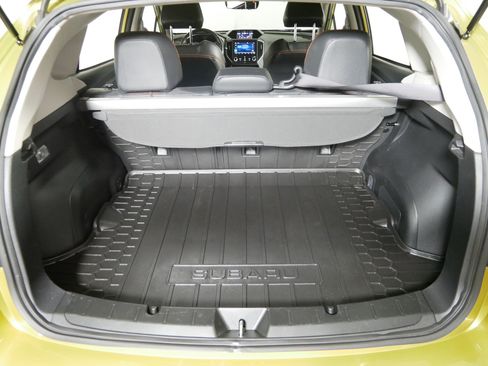 Used 2023 Subaru Crosstrek 2.5i Limited AWD/4WD image 18